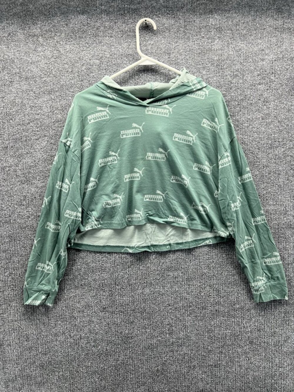 Puma Hoodie Womens Large Green Allover Logo Cropped Lightweight Pullover Top